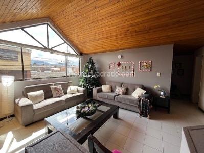 Casa de 4 alcobas en venta en Villa Olimpica, Chía, 206 m² · foto 3 de 18