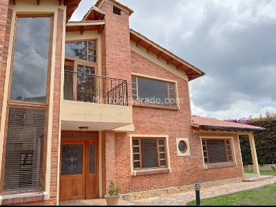 Casa de 4 alcobas en venta en La Blasa, Chía, 1074 m² · foto 18 de 20