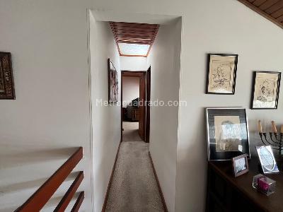 Apartamento de 3 alcobas en venta en Alhambra, Bogotá, 137 m² · foto 5 de 18