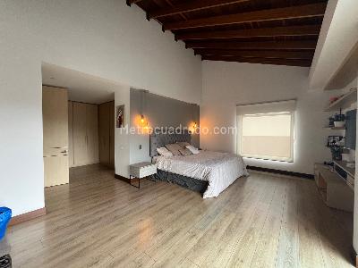 Casa de 4 alcobas en venta en Senderos De Canelon, Cajicá, 376 m² · foto 12 de 20