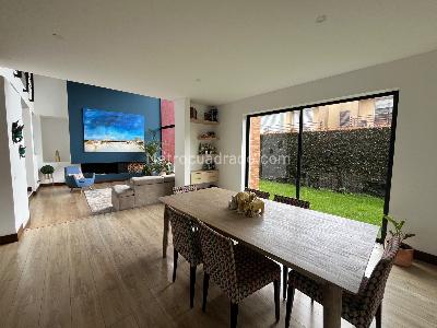 Casa de 4 alcobas en venta en Senderos De Canelon, Cajicá, 376 m² · foto 3 de 20