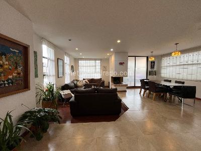 Casa de 3 alcobas en venta en Chalets De Cajica, Cajicá, 216 m² · foto 2 de 20