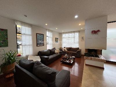 Casa de 3 alcobas en venta en Chalets De Cajica, Cajicá, 216 m² · foto 3 de 20