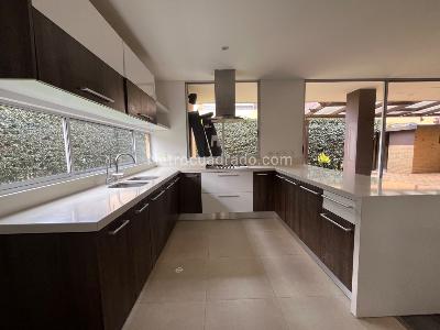 Casa de 4 alcobas en venta en Condominio Villa Los Pinos, Cajicá, 187 m² · foto 4 de 20