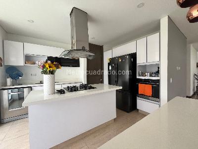 Casa de 3 alcobas en venta en Conjunto Residencial Bambu, Cajicá, 162 m² · foto 8 de 20