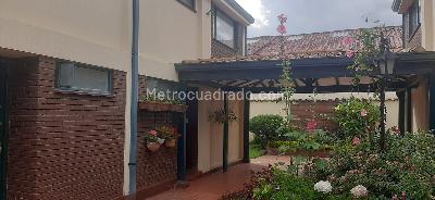 Casa en venta en Cedritos, Bogotá · foto 3 de 20