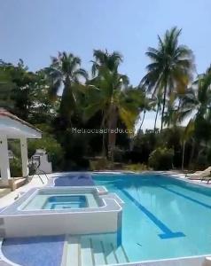 Casa de 5 alcobas en venta en Cn Campestre El Penon Sc Ii, Girardot, 900 m² · foto 3 de 14