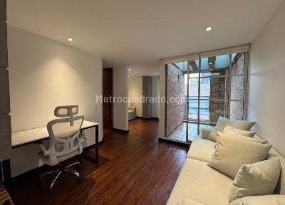 Apartamento en venta en Bella Suiza, Bogotá · foto 3 de 14