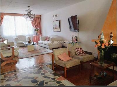 Casa de 5 alcobas en venta en Malibu, Bogotá, 262 m² · foto 4 de 11