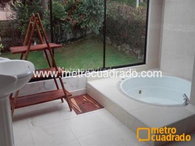 Casa de 5 alcobas en venta en La Conejera, Bogotá, 328 m² · foto 13 de 17