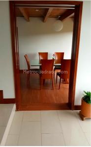 Casa de 5 alcobas en venta en La Conejera, Bogotá, 328 m² · foto 14 de 17