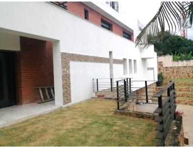 Casa de 5 alcobas en venta en Ciudad Jardin, Cali, 700 m² · foto 13 de 17