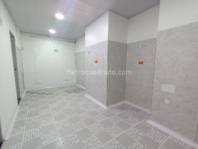 Casa de 5 alcobas en venta en Niza, Bogotá, 279 m² · foto 14 de 20