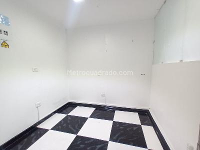 Casa de 5 alcobas en venta en Niza, Bogotá, 279 m² · foto 17 de 20