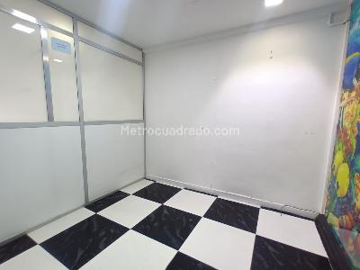 Casa de 5 alcobas en venta en Niza, Bogotá, 279 m² · foto 18 de 20