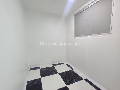 Casa de 5 alcobas en venta en Niza, Bogotá, 279 m² · foto 5 de 20
