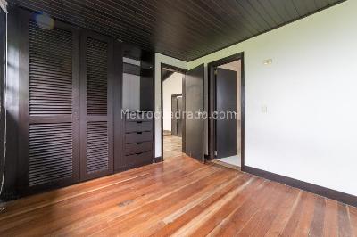 Casa de 5 alcobas en venta en La Calera, La Calera, 800 m² · foto 10 de 20