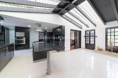 Casa de 5 alcobas en venta en La Calera, La Calera, 800 m² · foto 12 de 20