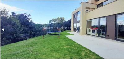 Casa de 3 alcobas en venta en La Calera, La Calera, 328 m² · foto 7 de 16