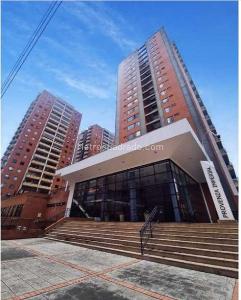 Apartamento de 3 alcobas en venta en Lagos De Cordoba, Bogotá, 156 m² · foto 3 de 16