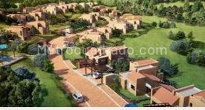 Casa de 5 alcobas en venta en Chia, Chía, 565 m² · foto 3 de 3