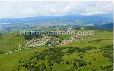 Casa de 5 alcobas en venta en Chia, Chía, 565 m² · foto 2 de 3