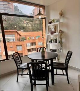 Apartamento en venta en Santa Barbara Oriental, Bogotá · foto 2 de 17