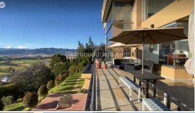 Casa de 5 alcobas en venta en Sindamanoy, Chía, 1100 m² · foto 3 de 6