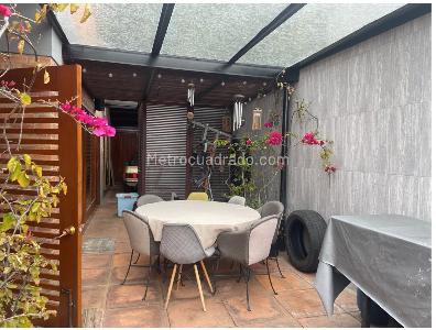 Casa de 3 alcobas en venta en Refugio Alto, Bogotá, 500 m² · foto 18 de 20