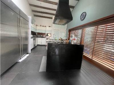 Casa de 3 alcobas en venta en Refugio Alto, Bogotá, 500 m² · foto 2 de 20