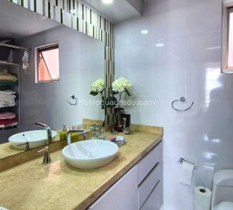 Apartamento en venta en El Batan, Bogotá · foto 5 de 9