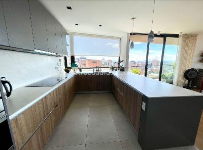 Apartamento de 4 alcobas en venta en El Nogal, Bogotá, 290 m² · foto 6 de 7