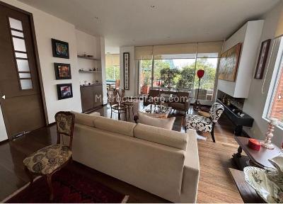 Apartamento de 3 alcobas en venta en Chico Cabrera, Bogotá, 265 m² · foto 8 de 12