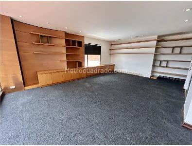 Apartamento de 4 alcobas en venta en Refugio Alto, Bogotá, 524 m² · foto 16 de 20