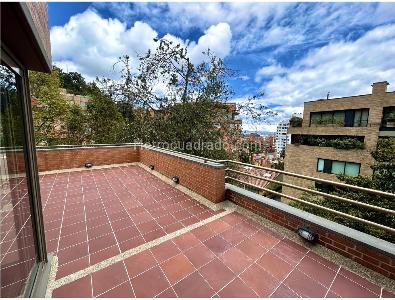 Apartamento de 4 alcobas en venta en Refugio Alto, Bogotá, 524 m² · foto 17 de 20