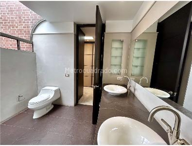 Apartamento de 4 alcobas en venta en Refugio Alto, Bogotá, 524 m² · foto 2 de 20