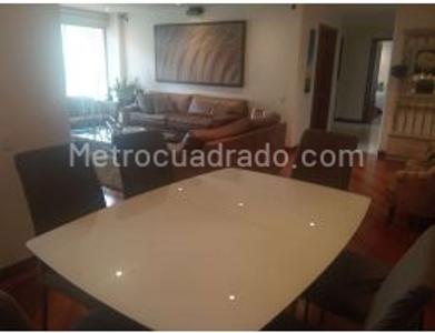 Apartamento de 3 alcobas en venta en Chico Norte, Bogotá, 162 m² · foto 2 de 12