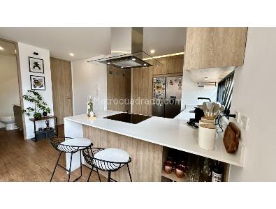 Apartamento en venta en Santa Barbara Occidental, Bogotá · foto 11 de 16