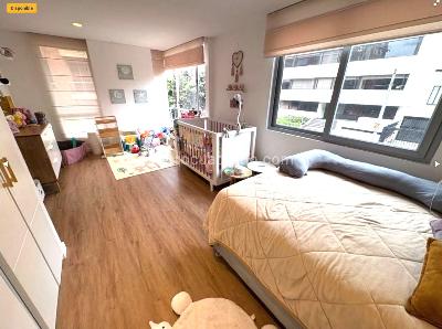 Apartamento en venta en Chico Navarra, Bogotá · foto 4 de 14