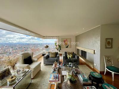 Apartamento en venta en Chico Alto, Bogotá · foto 2 de 9