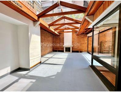 Apartamento de 3 alcobas en venta en La Cabrera, Bogotá, 312 m² · foto 8 de 20