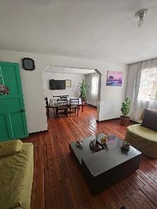 Casa de 5 alcobas en venta en Trinidad Galan, Bogotá, 250 m² · foto 2 de 20