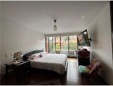 Apartamento en venta en Los Rosales, Bogotá · foto 5 de 13
