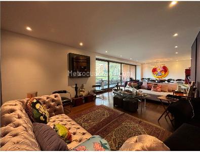 Apartamento en venta en Los Rosales, Bogotá · foto 9 de 13