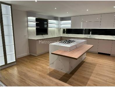 Apartamento en venta en Cerros De Suba, Bogotá · foto 11 de 14