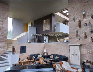 Casa de 5 alcobas en venta en Sindamanoy, Chía, 1050 m² · foto 6 de 10