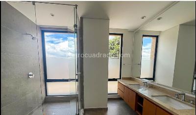 Apartamento en venta en Santa Barbara Alta, Bogotá · foto 13 de 20