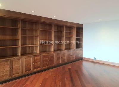 Apartamento en venta en Las Rosales, Bogotá · foto 3 de 10