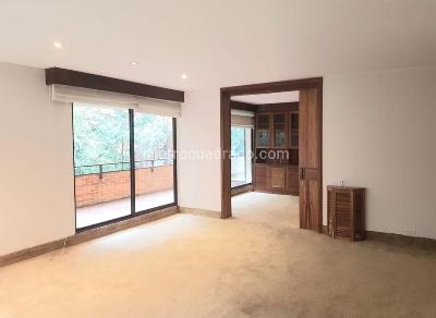 Apartamento en venta en Las Rosales, Bogotá · foto 4 de 10