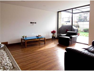 Casa de 4 alcobas en venta en Niza, Bogotá, 346 m² · foto 2 de 15